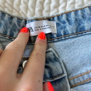 Zara Size 6 high Rise jeans.